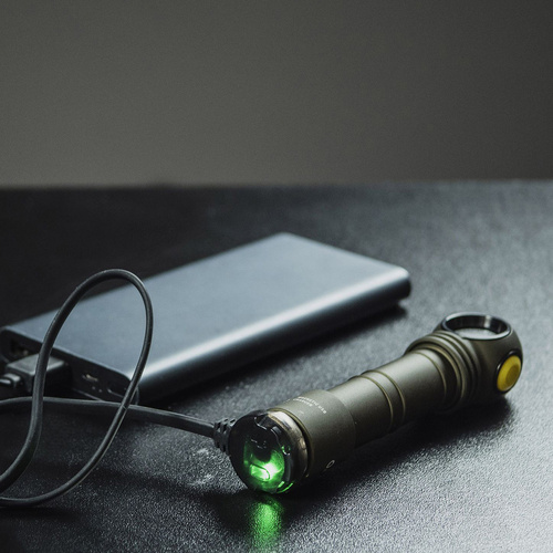 LED-Taschenlampen - Armytek - Stirnlampe Wizard C2 Pro - Magnetisches Ladegerät - 2500 lm - 18650 - Olive - F08701CO