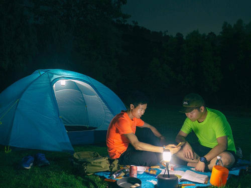 Fenix - CL26R LED-Campinglampe mit Akku 18650 2600 mAh - 400 lm - Schwarz - LED-Taschenlampen